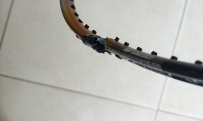 Cách cắt dây vợt cầu lông đúng chuẩn hạn chế 100% hư hại khi bị đứt lưới