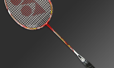 Đánh giá vợt cầu lông Yonex Nanoray 300 NEO - Rất tuyệt vời