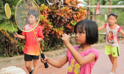 Những điều cần lưu ý để mua vợt cầu lông cho trẻ em một cách dễ dàng