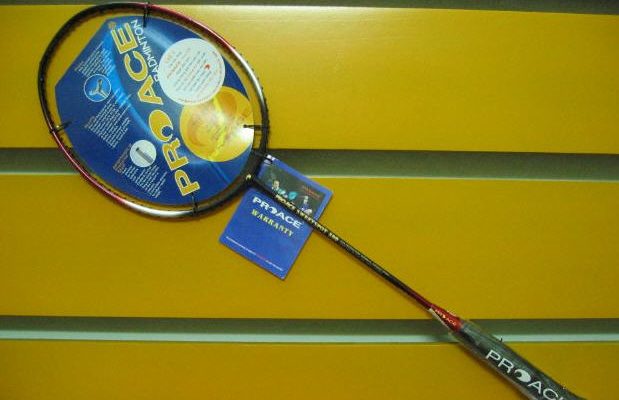 gia-vot-cau-long-proace-sweetspo-800-2